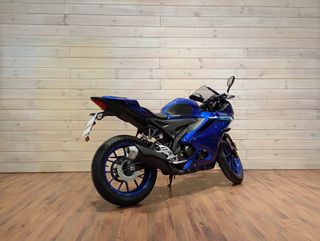 Yamaha R125 Azul