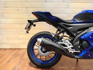 Yamaha R125 Azul