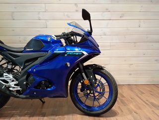 Yamaha R125 Azul
