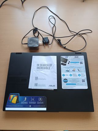 Portátil ASUS Vivobook Táctil Negro