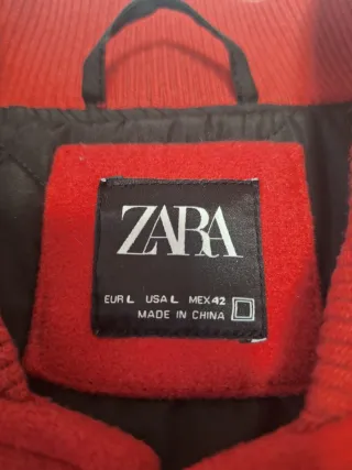 Chaqueta Varsity Zara Roja y Blanca
