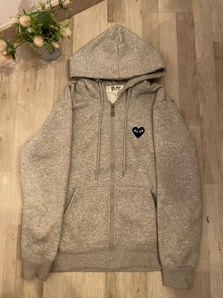 Sudadera Gris Comme des Garçons PLAY