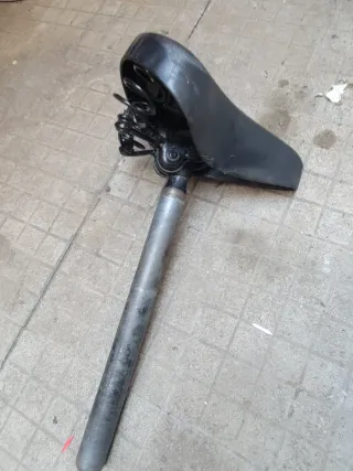 Sillín Negro Bicicleta