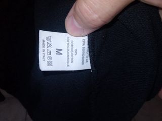 Felpa con cappuccio nera con zip