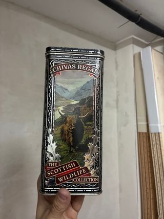 Caja Metálica Chivas Regal Wildlife Collection