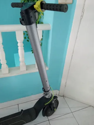 Patinete eléctrico Cecotec Bongo