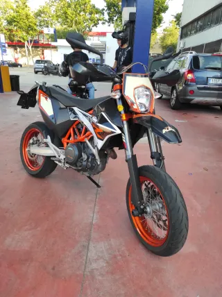 KTM 690 SMC R