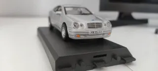 Maqueta Mercedes-Benz CLK 320 Coupe 1/43