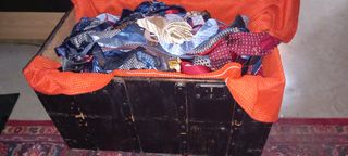 Corbatas, a elegir, 10€ (cada una).