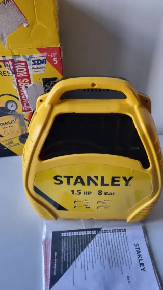 Compressore aria Stanley portatile