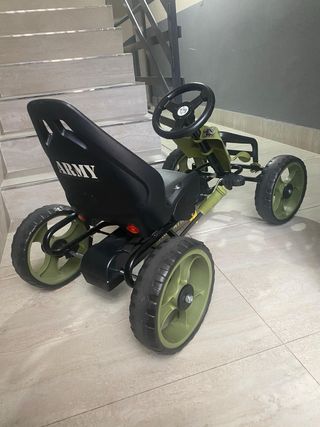 Go-Kart HOMCOM a Pedales Verde Militar