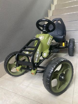 Go-Kart HOMCOM a Pedales Verde Militar