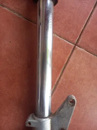 Barras/Horquillas  SHOWA Derbi Senda R 50cc