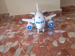 Avión de juguete NAN 730B