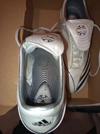 Botas de fútbol Adidas Talla 44