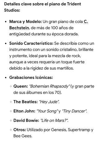 Piano de pared antiguo para restaurar