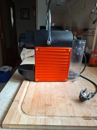 Cafetera Nespresso Cápsulas Naranja
