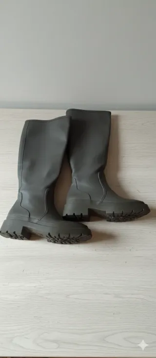 Botas Zara Talla 40 Verde Oliva