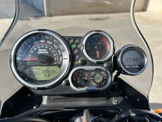 Royal Enfield Himalayan 411