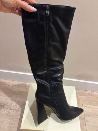 Botas altas negras T.39