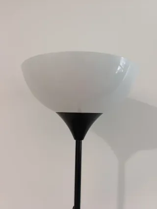 Lámpara de pie Ikea TÅGARP.