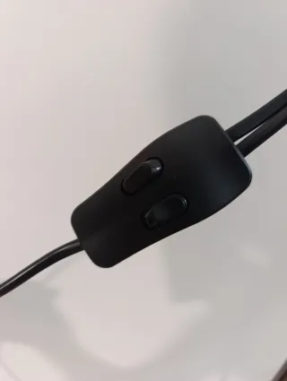 Lámpara de pie Ikea TÅGARP.