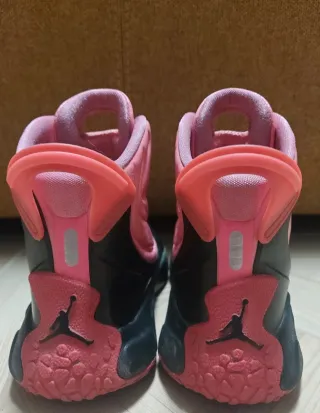 Stivali da neve Jordan rosa e neri da bambina