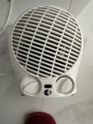 Calefactor eléctrico blanco