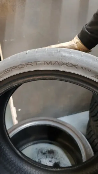 Neumáticos Dunlop Sport Maxx RT2 Pareja Seminuevos