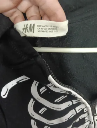 Peto/Pijama esqueleto calentito me costó treinta e