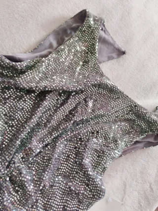 Vestido fiesta Zara plateado talla única
