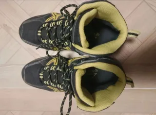 Scarpe McKinley trekking bambino nero giallo