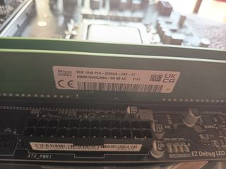 Conjunto placa MSI H610M i3-12100f intel 16GB Ram