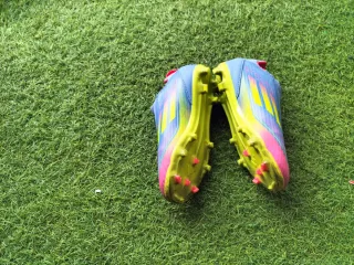 Botas fútbol Adidas F50 Talla 31