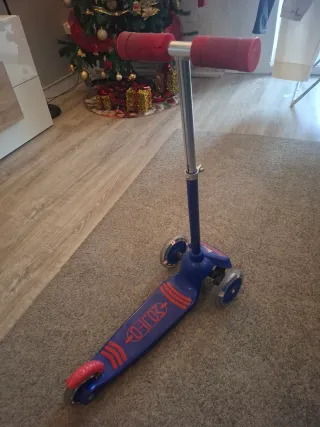 Patinete 3 Ruedas Niño Azul y Rojo