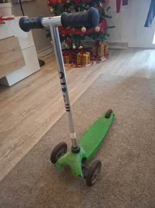 Patinete 3 Ruedas Niño Azul y Rojo