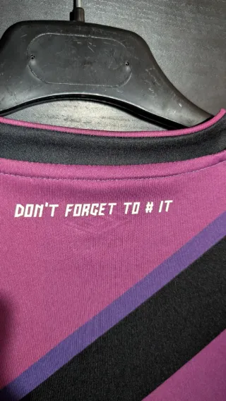 Hashtag United FC 2017/18 Away shirt