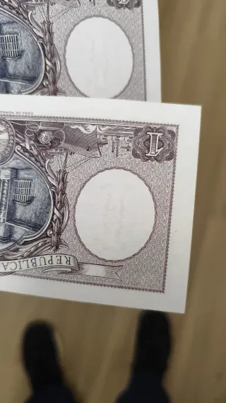 2 Banconote da 1 Peso Argentino Repubblica