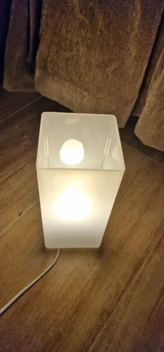 Lámparas Mesita Noche Blanca.