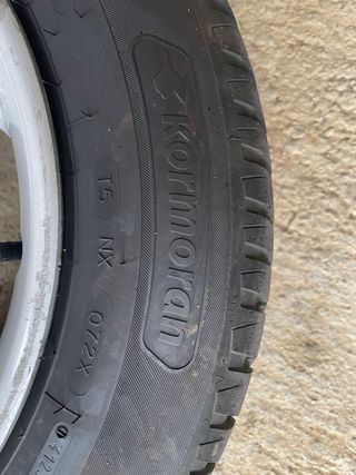 Llantas Mangels 15” 5 tornillos y neumaticos