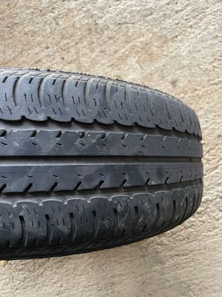 Llantas Mangels 15” 5 tornillos y neumaticos