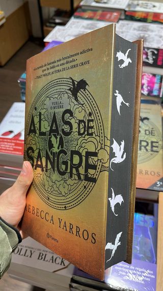 Alas de sangre hierro y ónix con cantos pintados