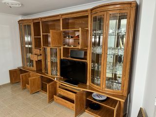 Mueble de salón de madera