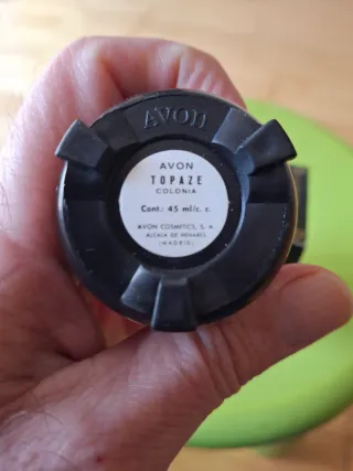 Avon Vintage Rojo Flor Dorada