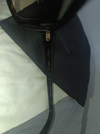 Gafas de sol Gucci marrones y negras