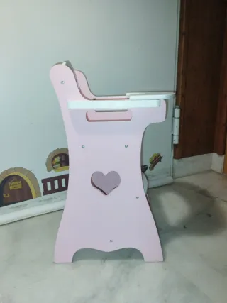 Trona de juguete para muñecas