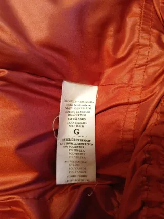 Plumas Carolina Herrera Talla M/L Roja