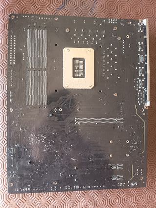 Placa Gigabyte B760 Gaming X + i5-12600Kf + 16Gb