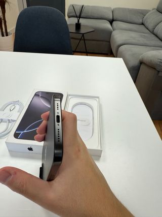 iPhone 16 Pro Max NUOVO