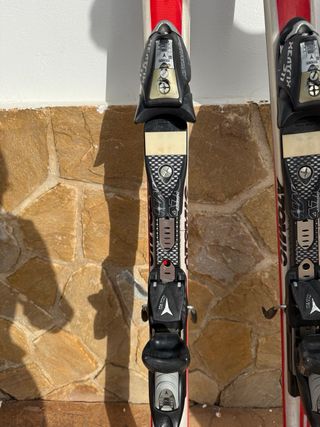 PACK Esquís Atomic Beta Ride 9.2 V Y BOTAS